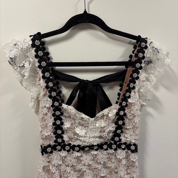 For Love & Lemons Isabel White Midi Dress Black Floral Embroidery, Designer - Picture 4 of 8